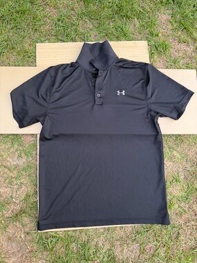 Under Armour Men’s Black Polo with Silver Logo